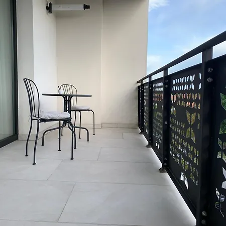 Luxury Monarch Sleeps 5 Timişoara
